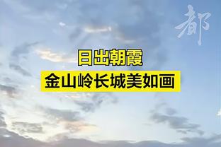 浓眉：布克本季确实在组织进攻方面做得很好 针对他做了额外训练